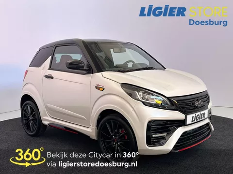 Ligier JS50 C Sport Ultimate JS50 Sport Ultimate Dci Klein van buiten, groots in uitstraling!